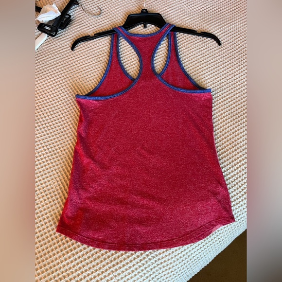 Philadelphia Phillies Nike women’s size large tank top - Picture 5 of 5